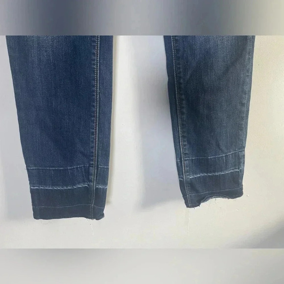 White House Black Market Jeans | The Slim Ankle Raw Hem Size 4 EUC 0134 - Picture 3 of 10